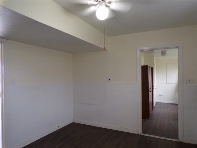 Building Photo - 1503 N Water St