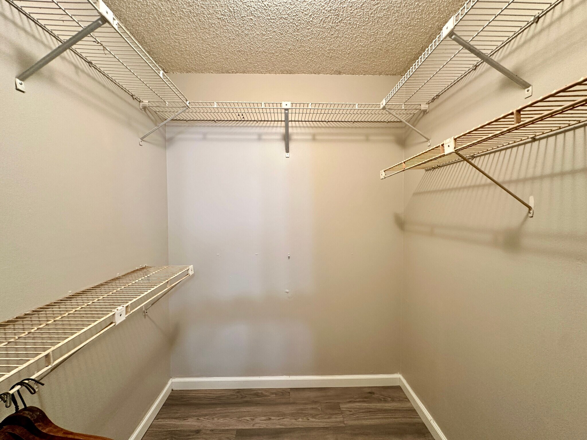 Building Photo - 6020 NW 64th Ave