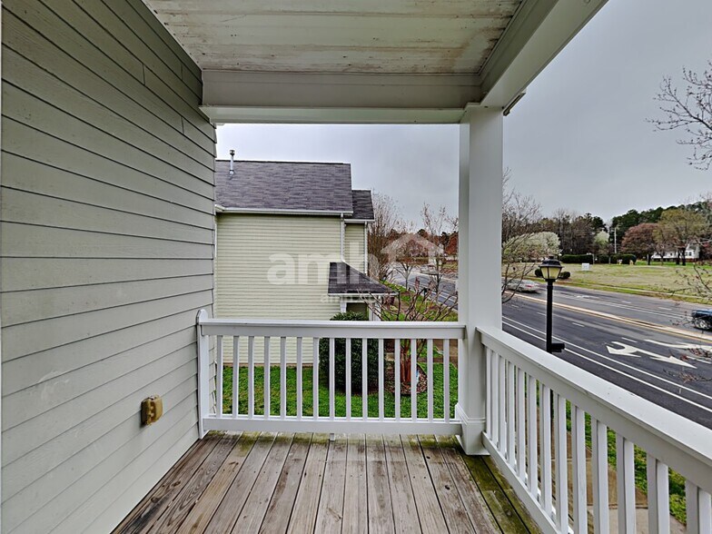 Building Photo - 4134 Vance Rd N