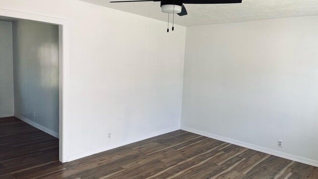 Building Photo - 6605 NW 34th St