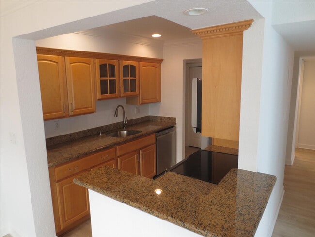 Building Photo - 1515 E Broward Blvd
