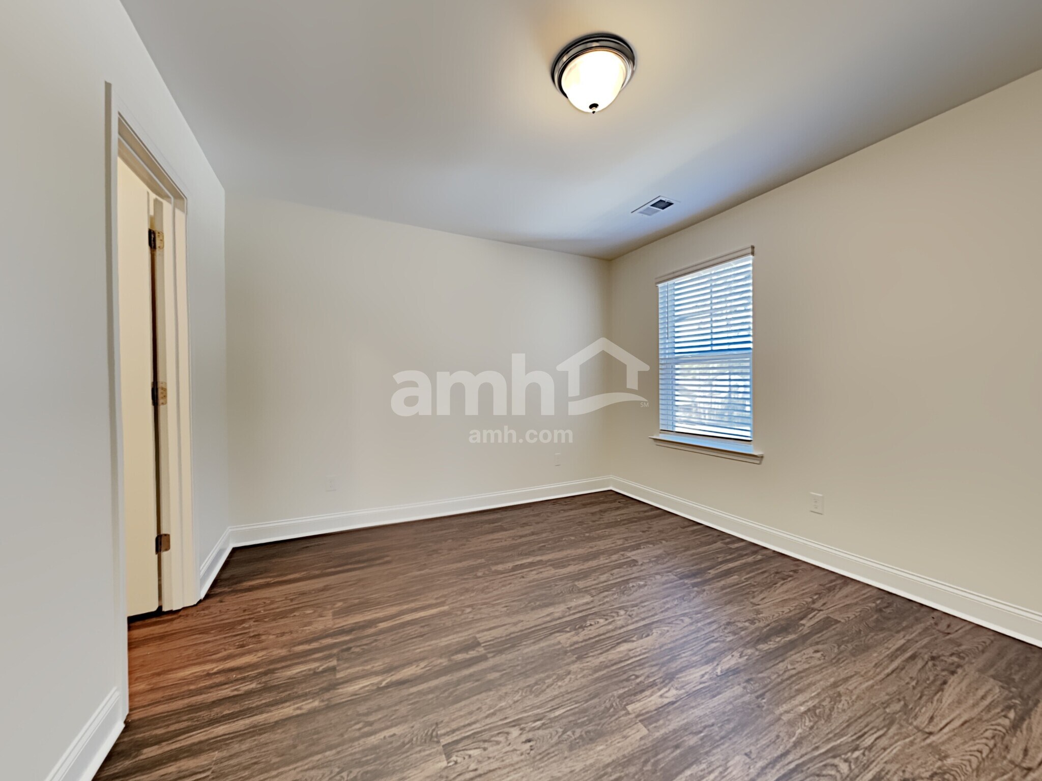 Building Photo - 149 Blackstone Dr