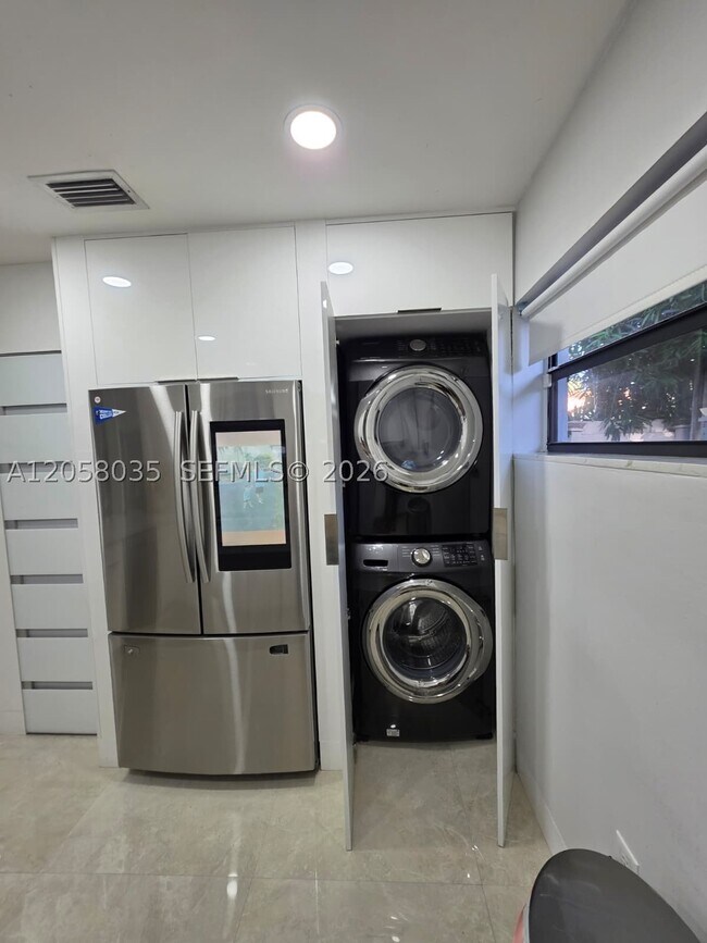 Building Photo - 15363 SW 77th Ln