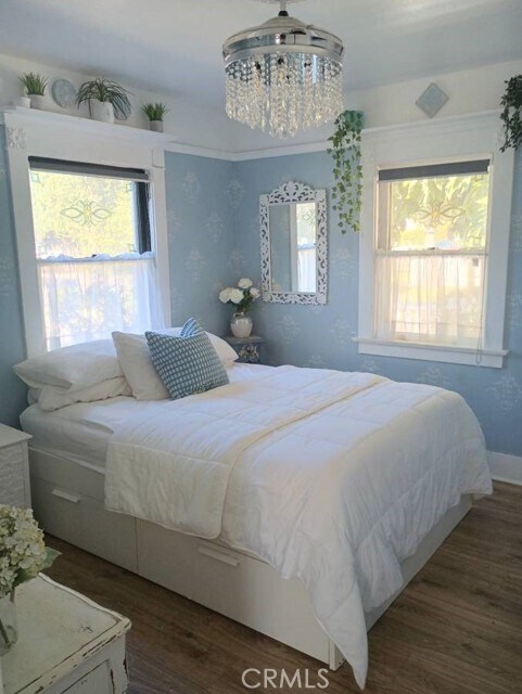 Building Photo - 540 W 2nd St