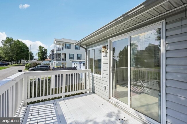 Building Photo - 8321 Bayside Rd