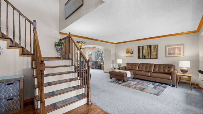 Building Photo - 15390 Paddington Cir