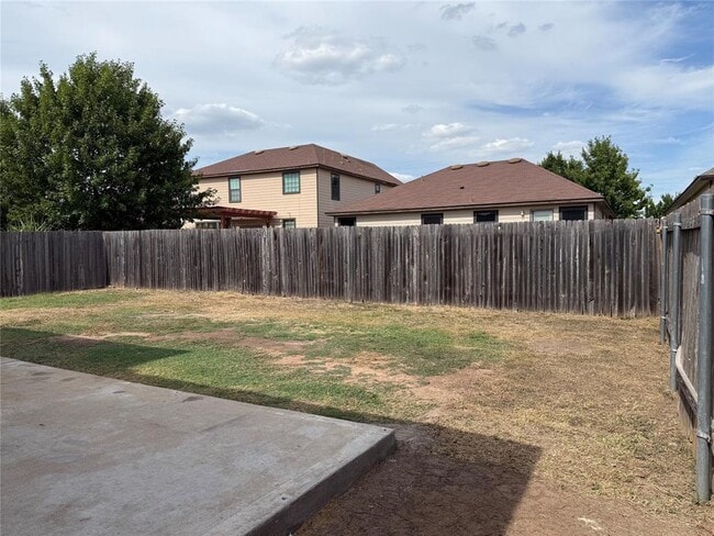 Building Photo - 812 Watson Way