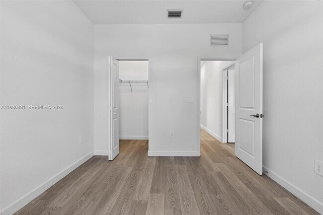 Building Photo - 26450 SW 148th Ct