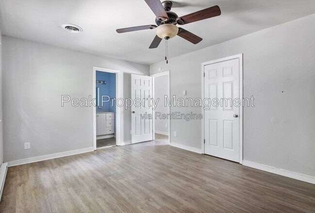 Building Photo - 3801 Grizzard Dr