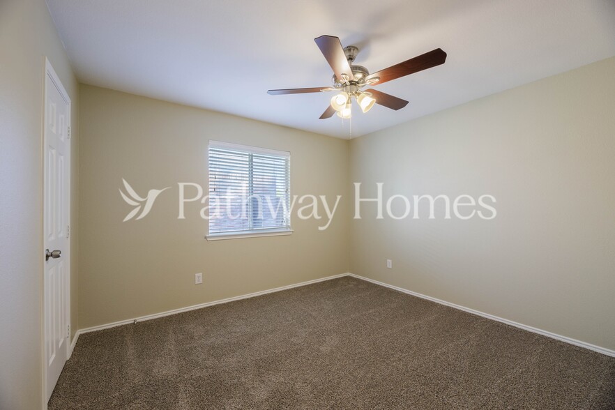 Building Photo - 2628 Terrace Dr