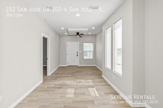 Building Photo - 102 San Jose Dr