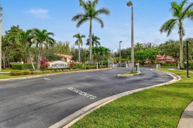 Building Photo - 3780 N Jog Rd