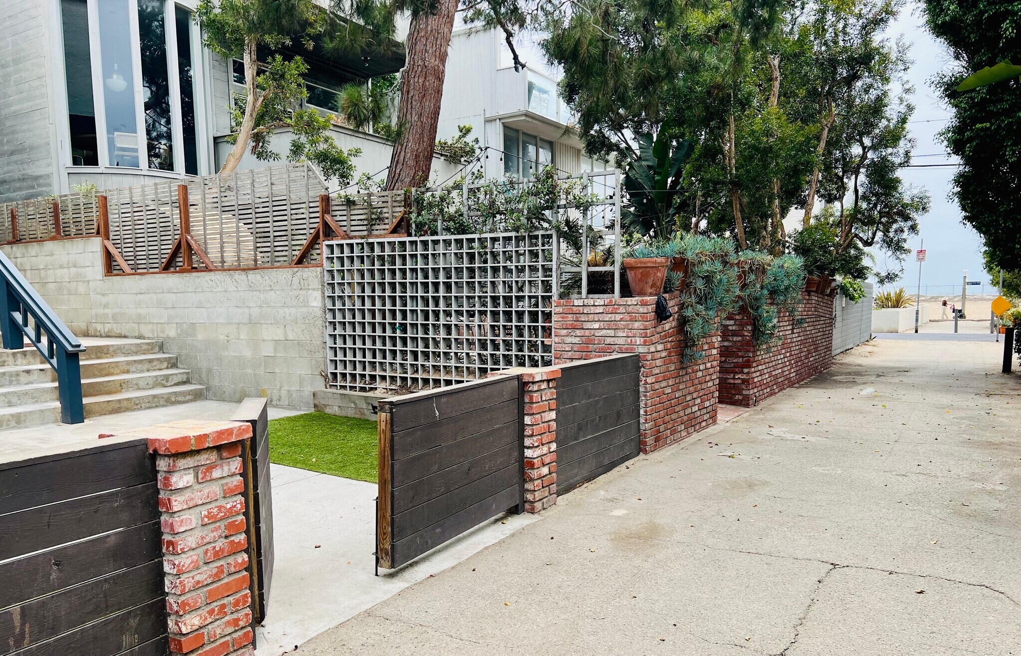 Building Photo - 24 Westwind St