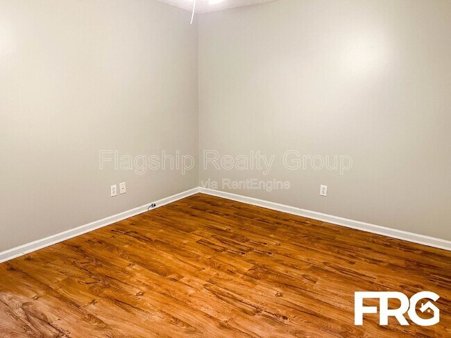 Building Photo - 205 Wyndham Cir