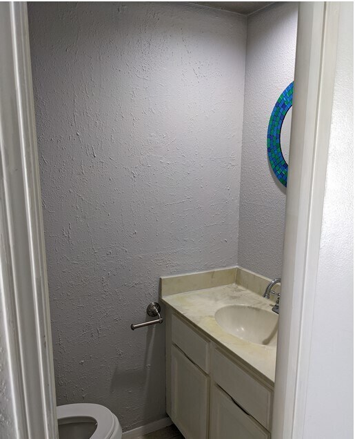 1/2 bath downstairs - 10318 Colony Ct