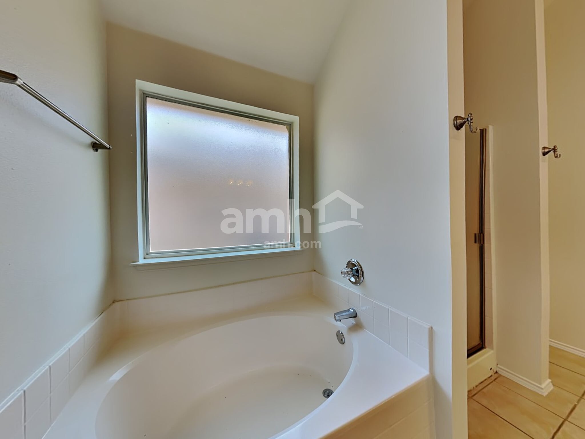 Building Photo - 4406 Shady Elm Dr