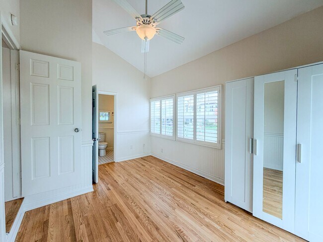 Building Photo - Hollywood Beach | 3 Bedroom + 2 Bathroom H...