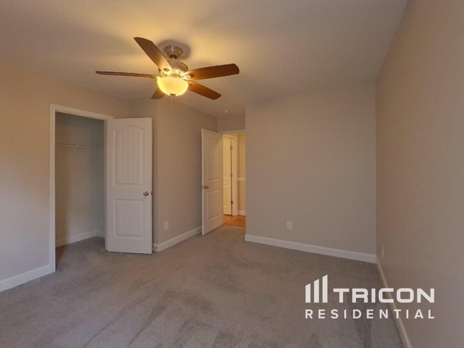 Building Photo - 800 Alley Ridge Dr