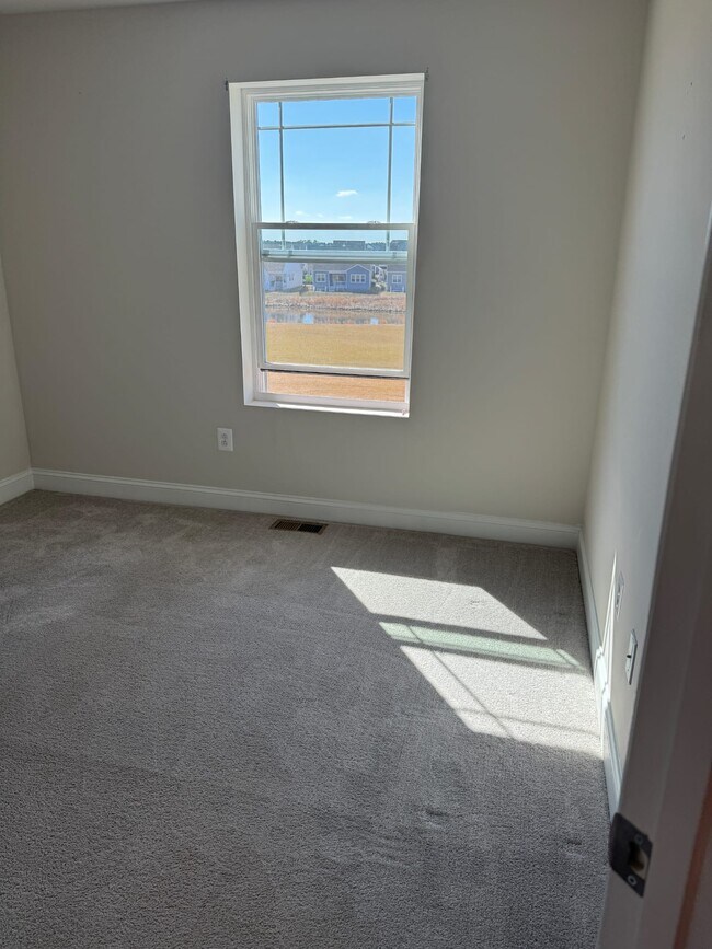 Building Photo - 35422 Wright Way