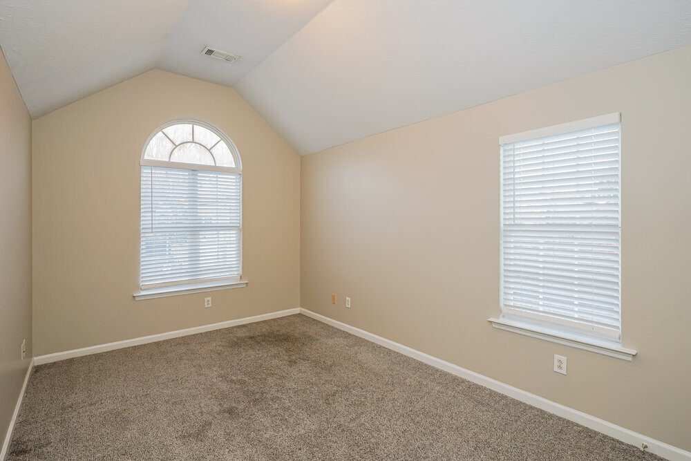 Building Photo - 5555 Craftwood Dr