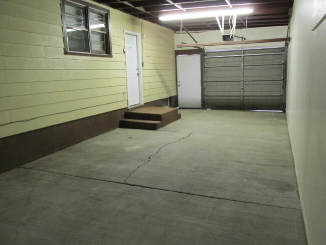 Building Photo - 4213 Clark Ave