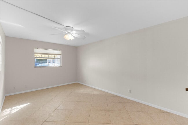 Building Photo - 101 E McNab Rd
