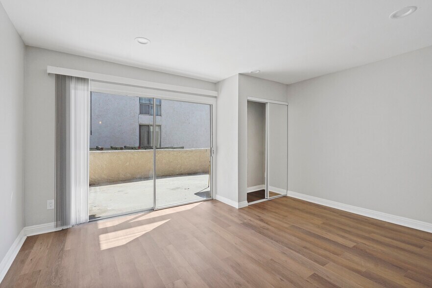 Building Photo - 8601 International Ave