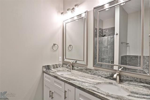 Building Photo - 302 Martis Way