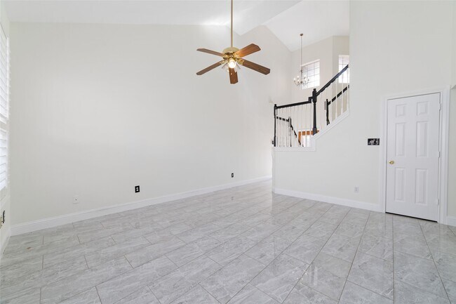 Building Photo - 1408 S Friendswood Dr