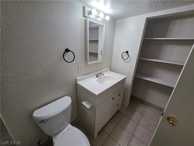 Building Photo - 1427 San Felipe Dr