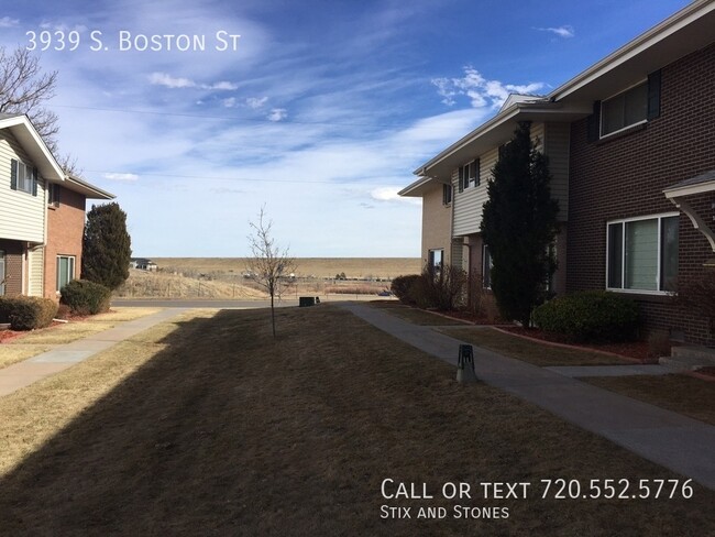 Building Photo - Spacious 3 Bedroom, 3 Bath Home in Denver, CO