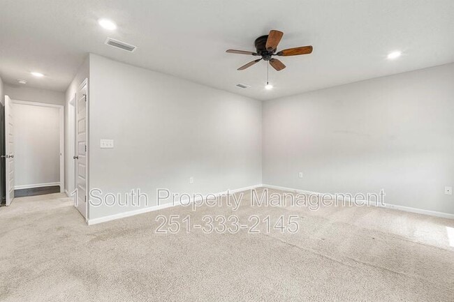 Building Photo - 724 Amador Avenue