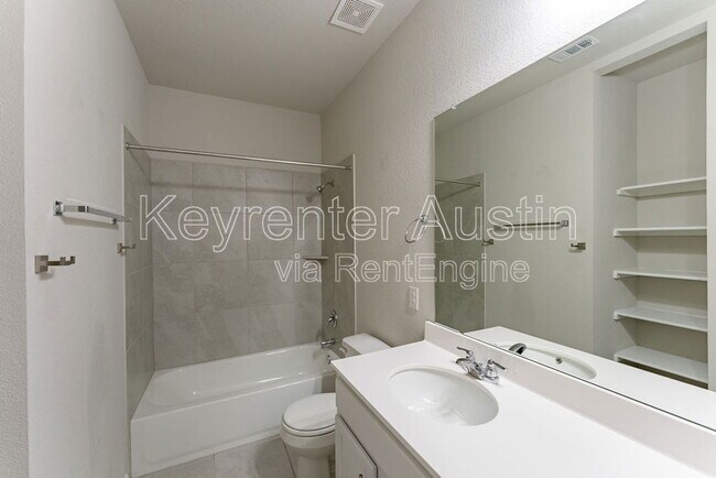 Building Photo - 113 Caney Cv
