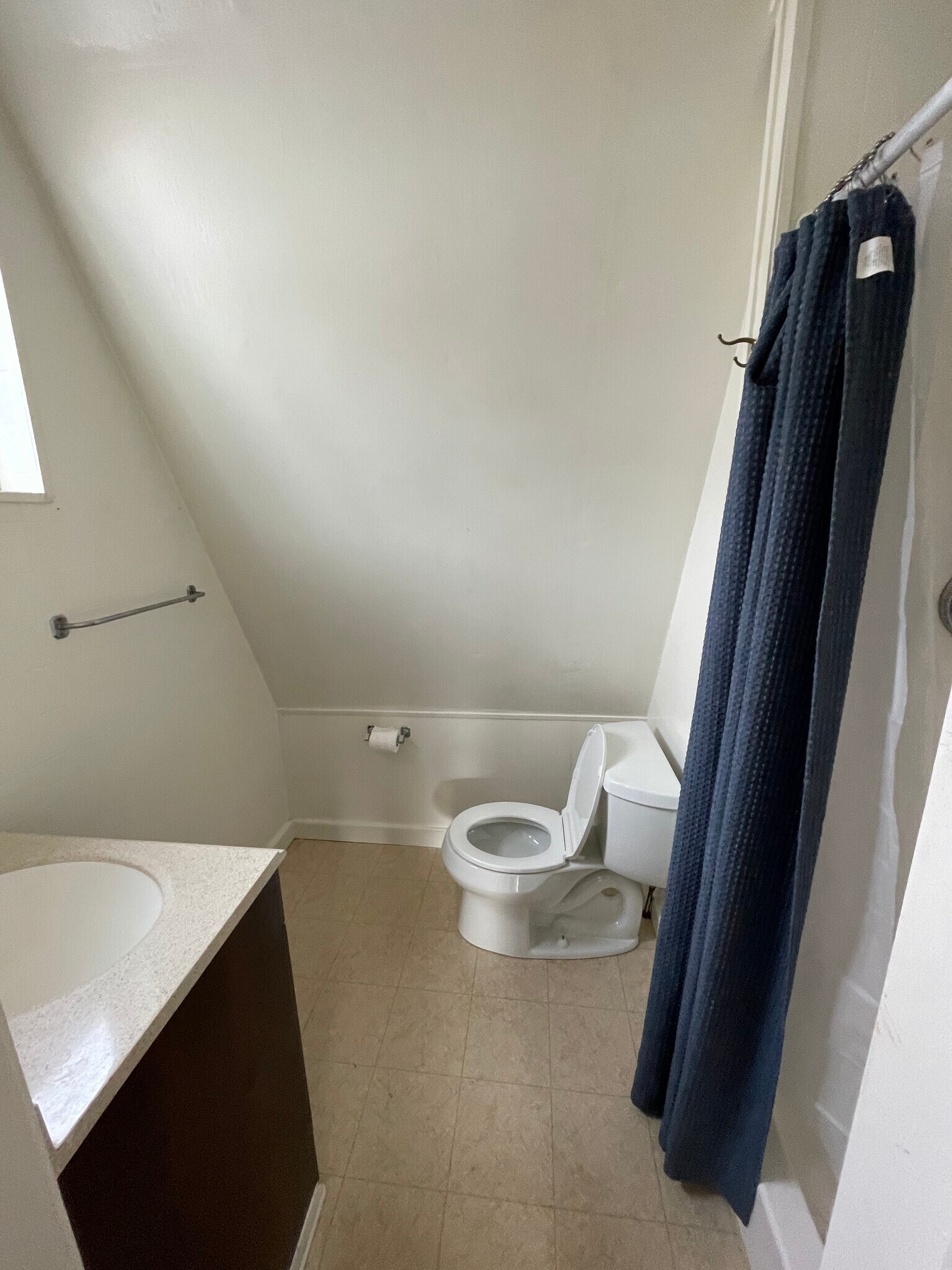 Building Photo - 141 7th Ave N