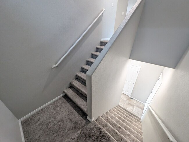 Building Photo - 5224 Sunstone Mesa Dr