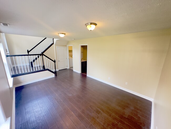 Building Photo - 9094 Demarest Dr