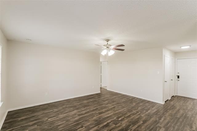 Building Photo - 1403 Berry Dr
