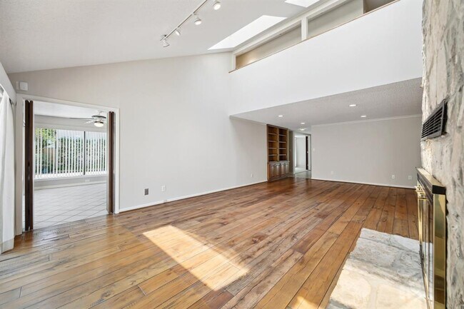 Building Photo - 780 Kuhlman Rd