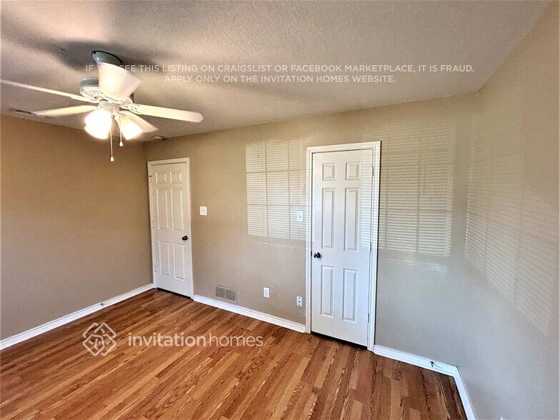 Building Photo - 400 Partridge Cir
