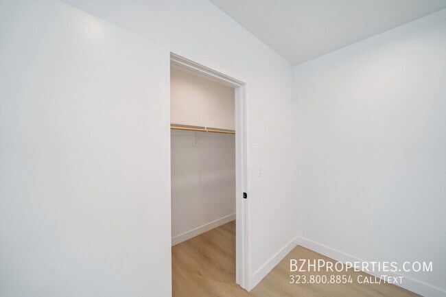 Building Photo - 5655 Case Ave