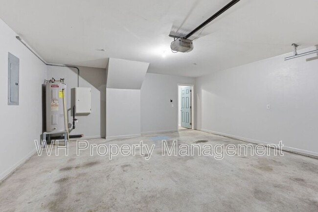 Building Photo - 572 Preakness Cir