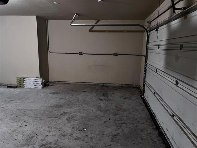Building Photo - 1415 Arabella Ave