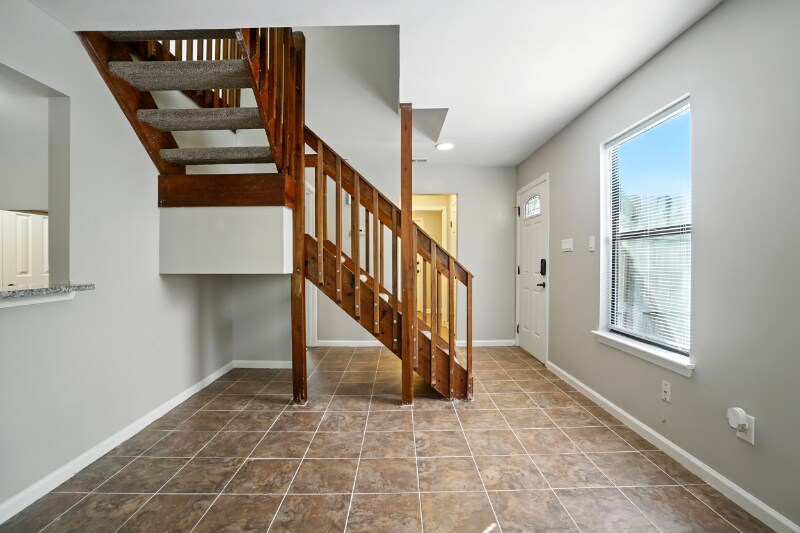 Building Photo - 4721 Woodglen Ct