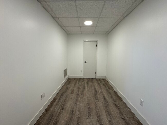 Building Photo - Alpena Commerical Rental