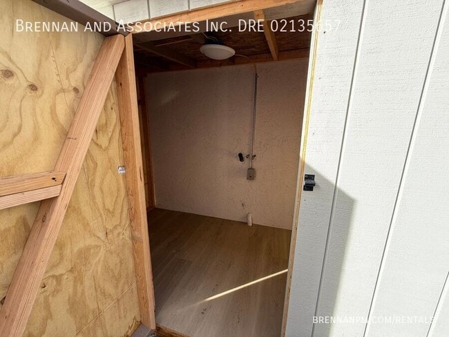 Building Photo - 3774 Beta St