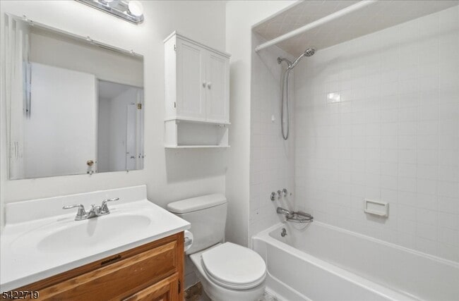 Building Photo - 8 Augusta Dr