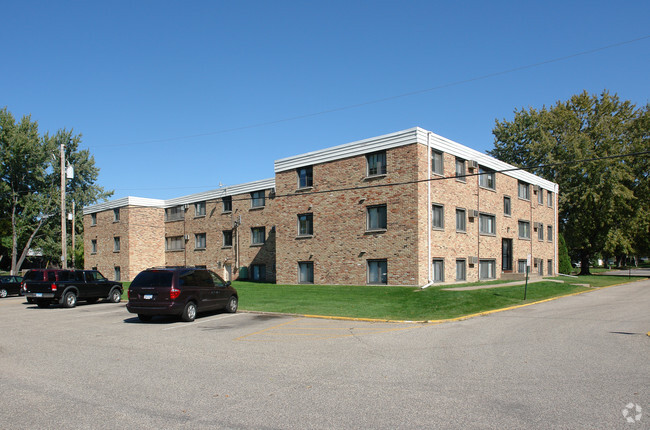 Building Photo - Winnetka Manor Apartments