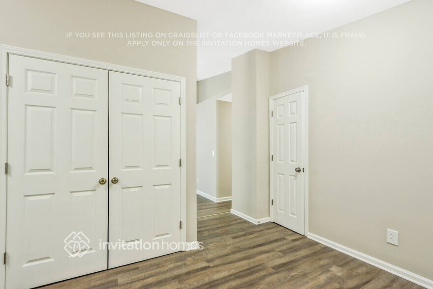 Building Photo - 3823 Landgraf Cove