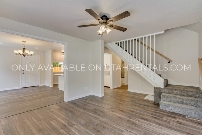 Building Photo - 330 S 1080 E