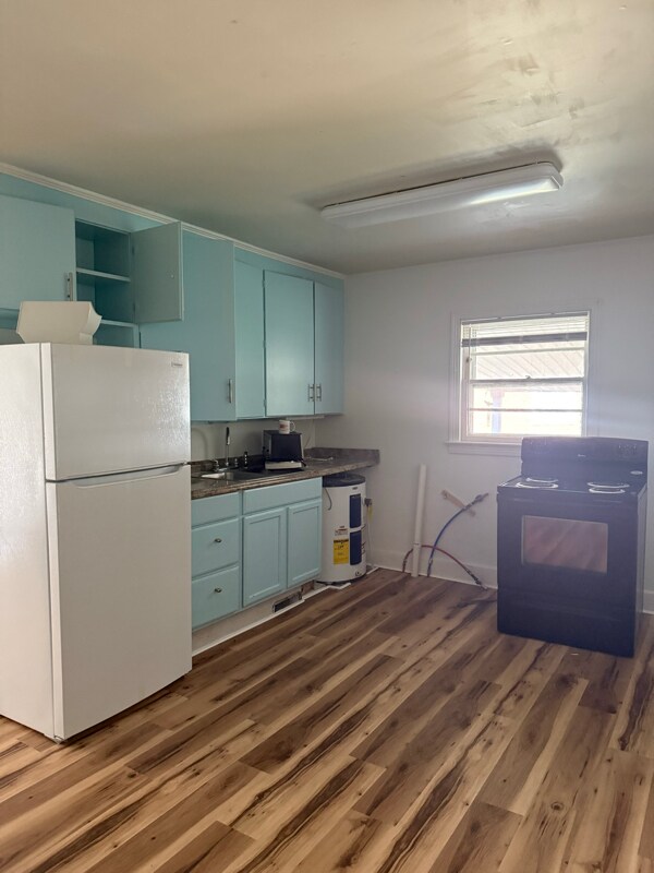 Building Photo - 1105 Sycamore Rd